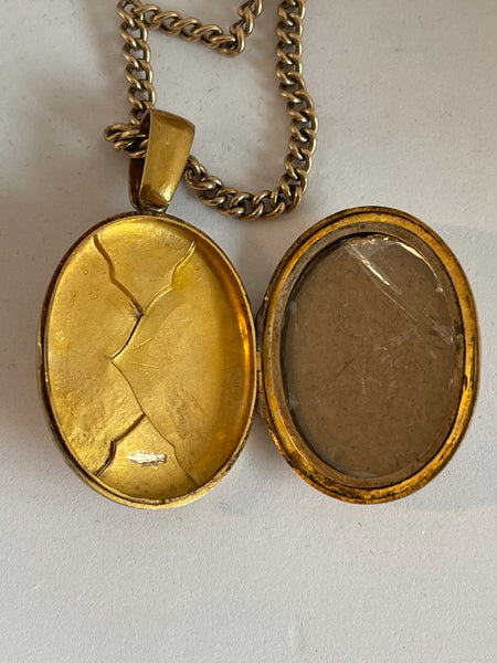 Victorian Large 15ct Gold locket on 9ct Chain